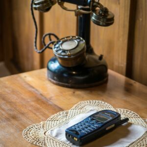 Old handy and telephone